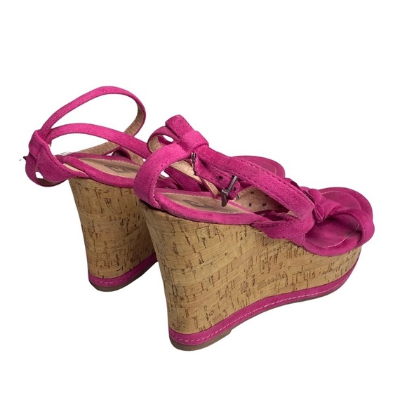 Vintage: Pierre Cardin ♚ Suede Floral Embellish Platform Wedge Sandals ♚ Magenta - Picture 3 of 16